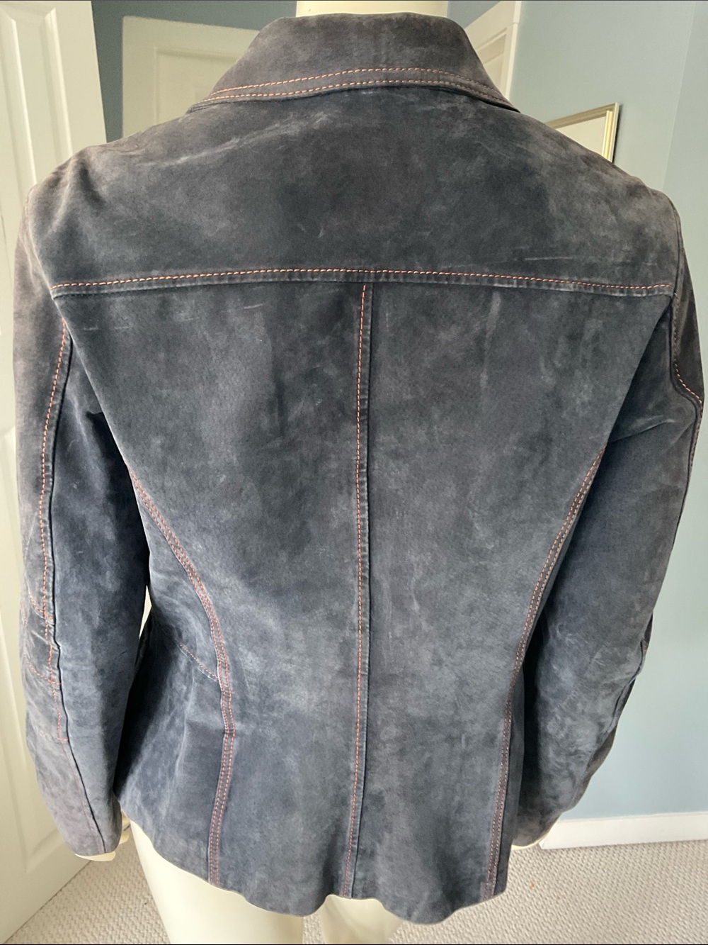 Danier Grey-Purple Suede Jacket with Rust Orange Lining - Picture 6 of 10